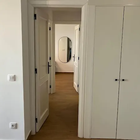 Ocean View Адехе